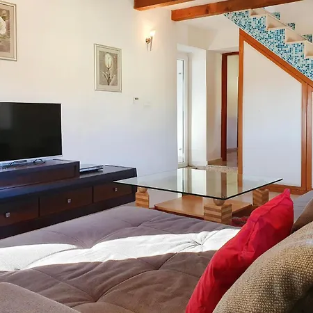 Awesome In * Momjan